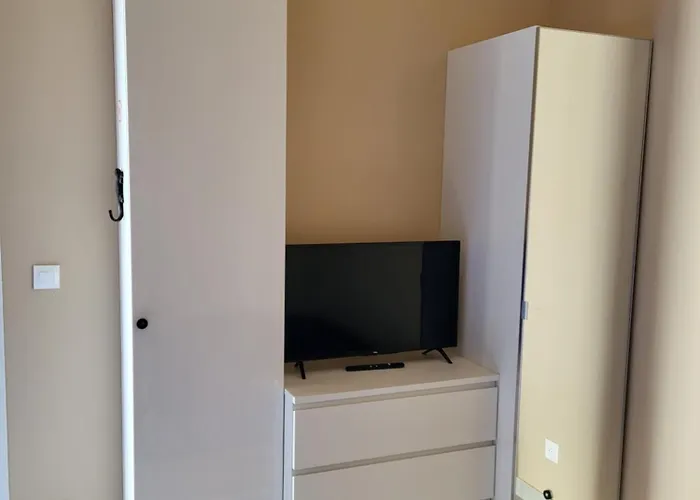 Apartment A 400 M De La