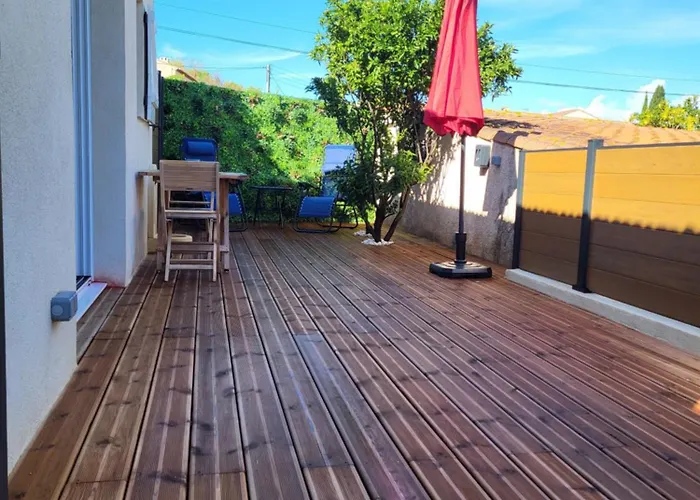 Apartment A 400 M De La