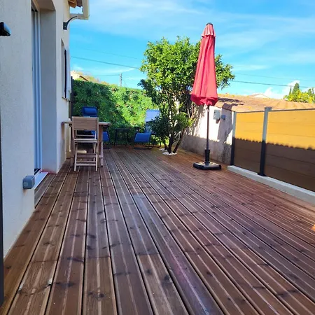 Apartament Bleu A 400 M De La